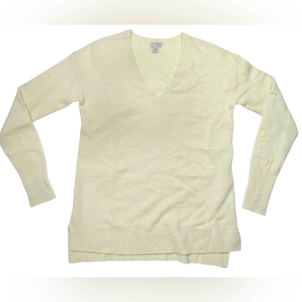 Halogen Cashmere V-Neck Sweater Soft Luxe Knit  Fall Winter Layering Essential